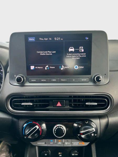2023 Hyundai Kona SE