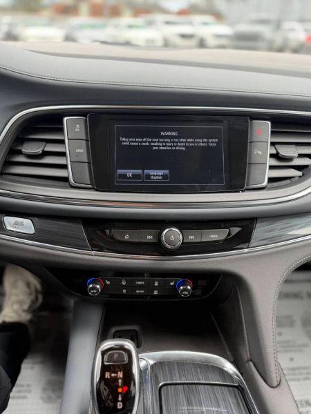 2018 Buick Enclave Essence