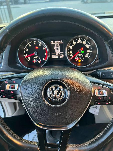 2016 Volkswagen Passat 1.8T SE