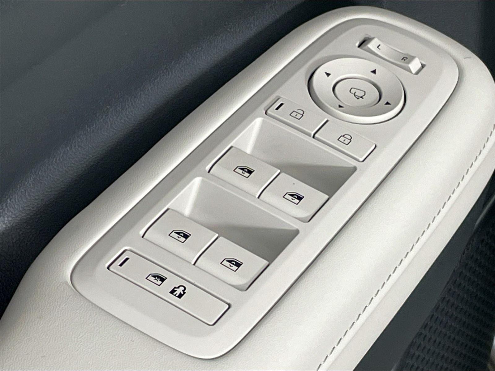 2026 Hyundai Santa Fe Calligraphy - Photo 22