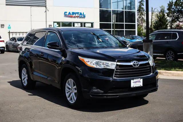 2014 Toyota Highlander LE V6