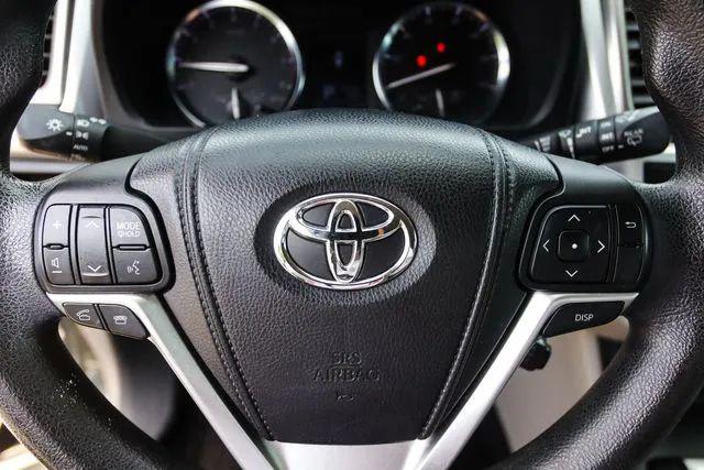 2014 Toyota Highlander LE V6
