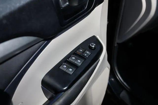 2014 Toyota Highlander LE V6