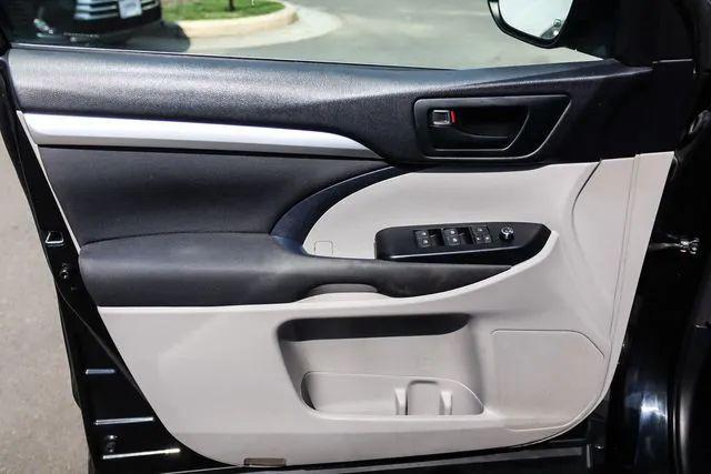 2014 Toyota Highlander LE V6