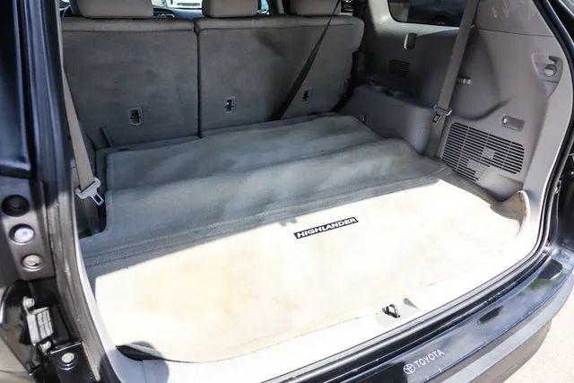 2014 Toyota Highlander LE V6