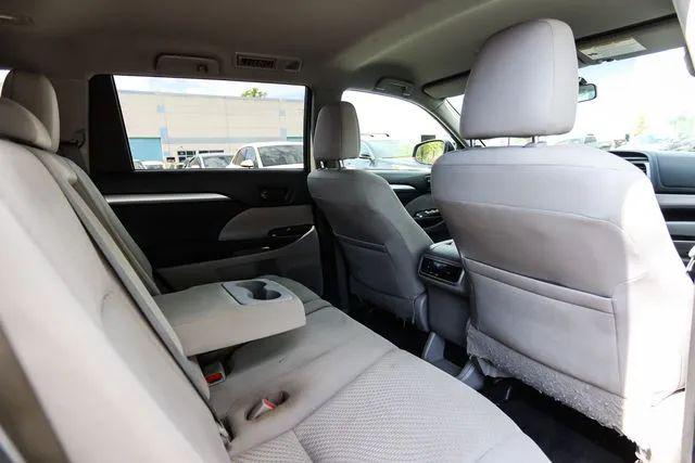 2014 Toyota Highlander LE V6