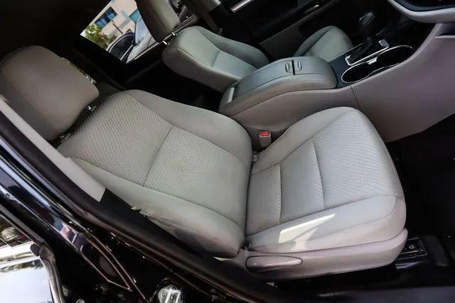 2014 Toyota Highlander LE V6