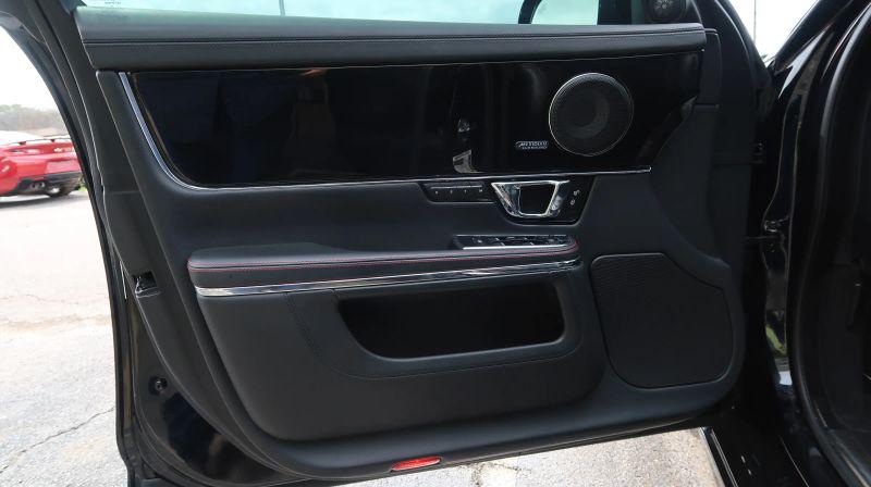 2014 Jaguar XJ XJR LWB