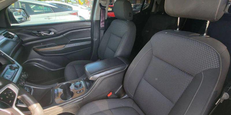 2022 GMC Acadia FWD SLE
