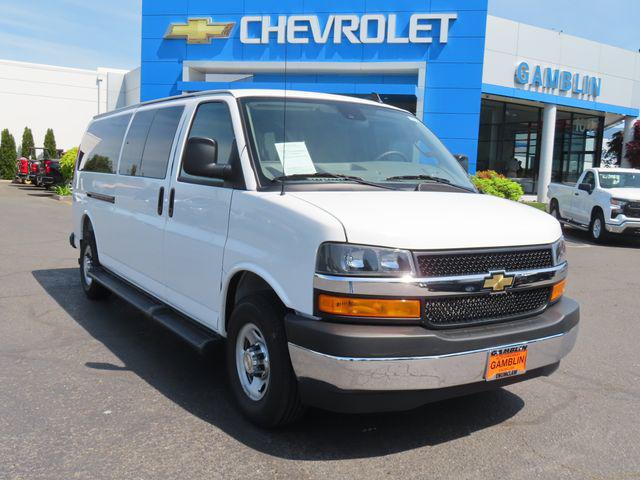 2025 Chevrolet Express Passenger RWD 3500 Extended Wheelbase LT for sale in Enumclaw, WA