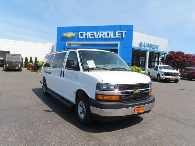 2025 Chevrolet Express Passenger RWD 3500 Extended Wheelbase LT