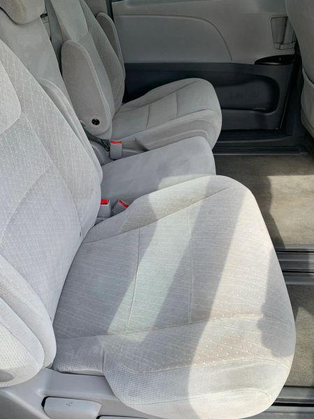 2019 Toyota Sienna LE 8 Passenger