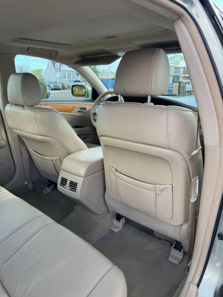 2005 Toyota Avalon XL