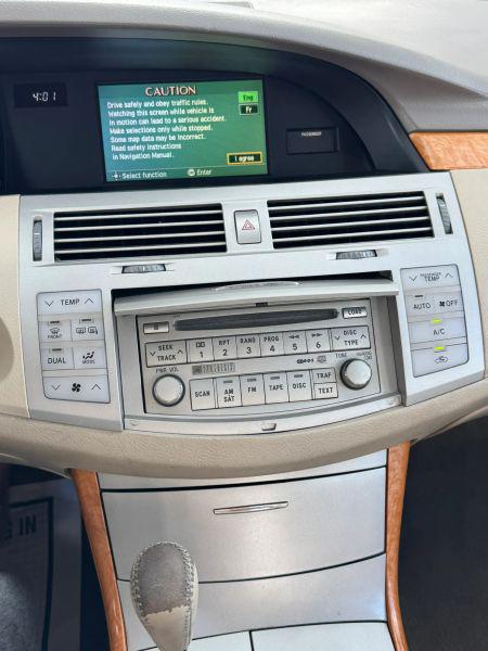 2005 Toyota Avalon XL