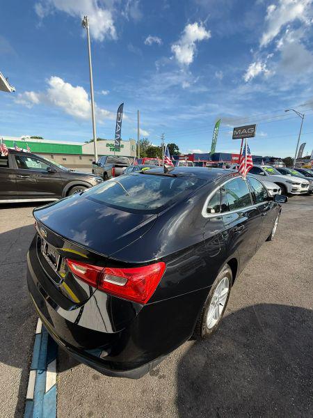 2024 Chevrolet Malibu FWD 1FL