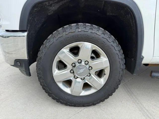 2020 Chevrolet Silverado 3500HD 4WD Crew Cab Long Bed WT