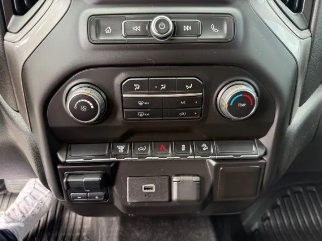 2020 Chevrolet Silverado 3500HD 4WD Crew Cab Long Bed WT