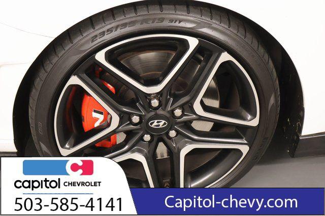 2022 Hyundai Veloster N Base