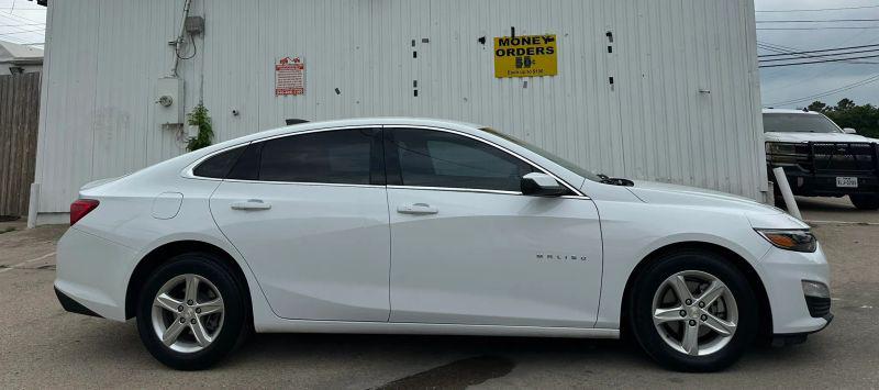 2022 Chevrolet Malibu FWD 1FL