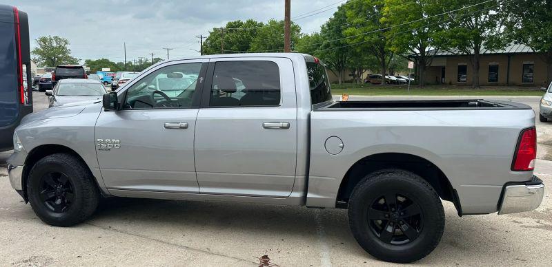 2021 Ram 1500 SLT Crew Cab 4x4 5'7" Box