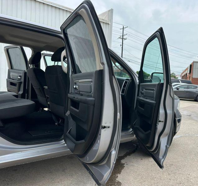 2021 Ram 1500 SLT Crew Cab 4x4 5'7" Box