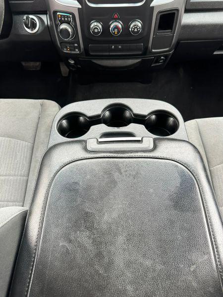 2021 Ram 1500 SLT Crew Cab 4x4 5'7" Box