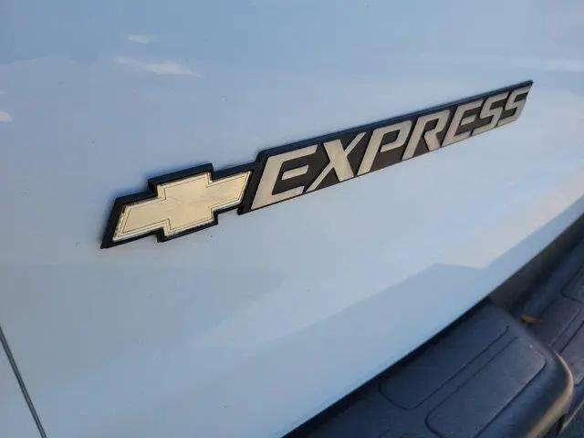 2023 Chevrolet Express Cargo Van RWD 2500 Regular Wheelbase WT