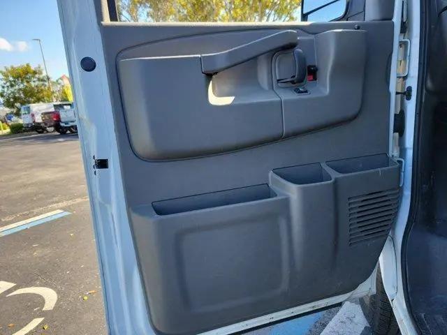 2023 Chevrolet Express Cargo Van RWD 2500 Regular Wheelbase WT