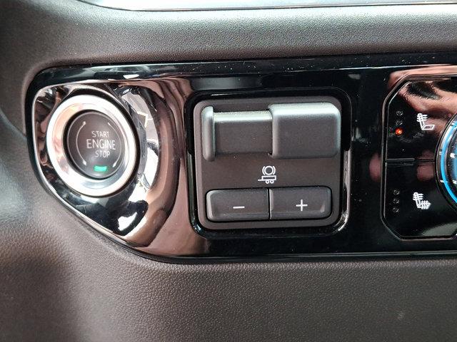2025 GMC Sierra 2500HD 4WD Crew Cab Long Bed SLE
