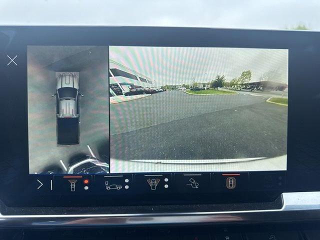 2025 GMC Sierra 2500HD 4WD Crew Cab Long Bed SLE