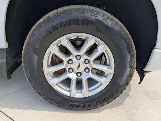 2022 Chevrolet Silverado 1500 4WD Crew Cab Short Bed RST
