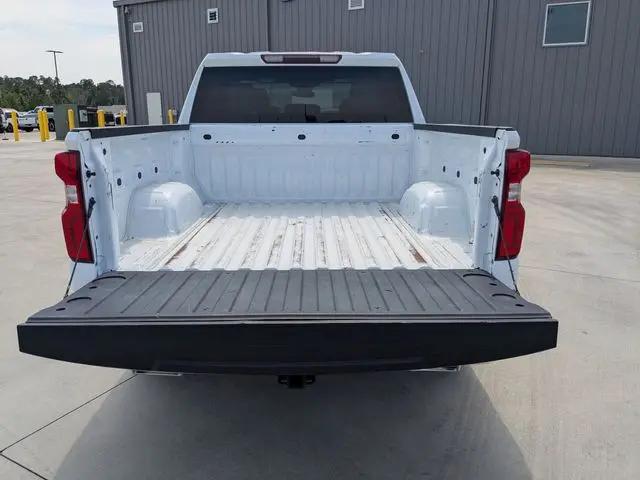 2022 Chevrolet Silverado 1500 4WD Crew Cab Short Bed RST