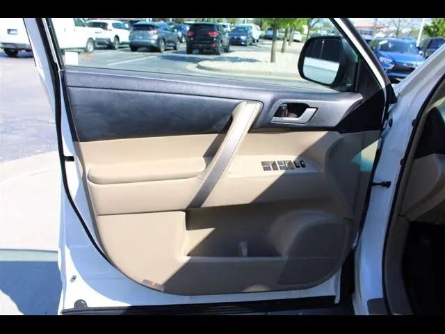 2013 Toyota Highlander SE V6