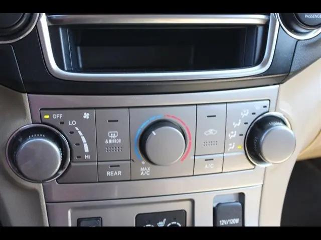 2013 Toyota Highlander SE V6