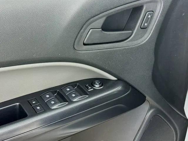 2022 Chevrolet Colorado 2WD Crew Cab Short Box WT