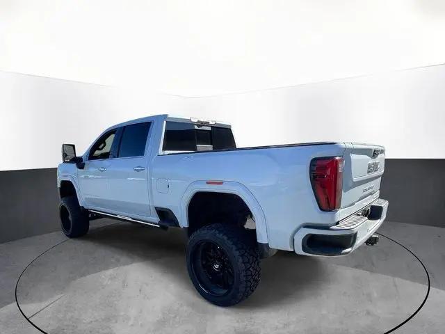 2026 GMC Sierra 2500HD Crew Cab, Standard Bed, Denali Ultimate, 4WD