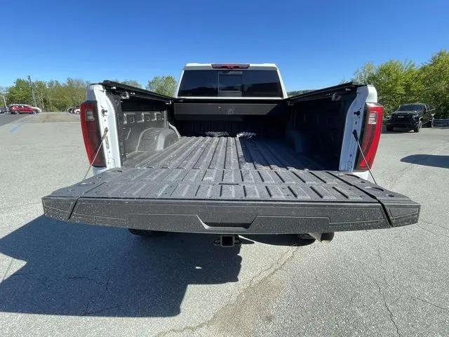2026 GMC Sierra 2500HD Crew Cab, Standard Bed, Denali Ultimate, 4WD