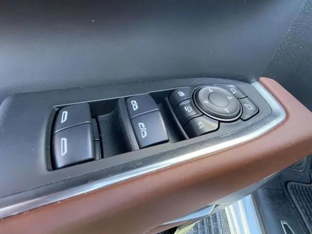 2026 GMC Sierra 2500HD Crew Cab, Standard Bed, Denali Ultimate, 4WD