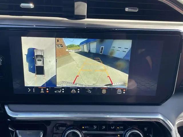2026 GMC Sierra 2500HD Crew Cab, Standard Bed, Denali Ultimate, 4WD