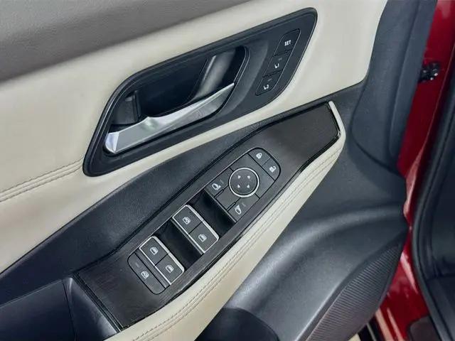 2025 Nissan Rogue SL Intelligent AWD