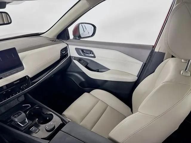2025 Nissan Rogue SL Intelligent AWD