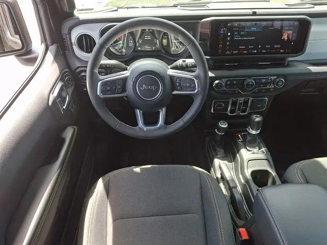 2025 Jeep Wrangler 4xe Sahara 4xe