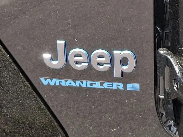 2025 Jeep Wrangler 4xe Sahara 4xe