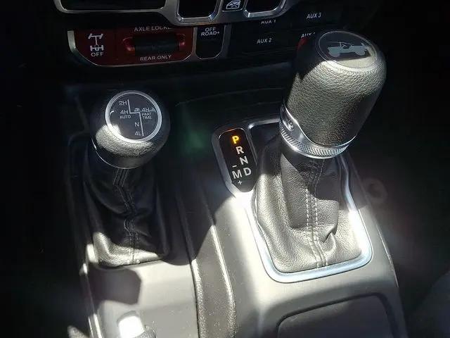 2025 Jeep Wrangler 4xe Willys 4xe