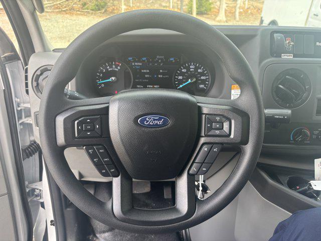 2027 Ford E-Series Cutaway Box Dry Freight