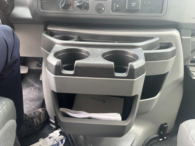 2027 Ford E-Series Cutaway Box Dry Freight