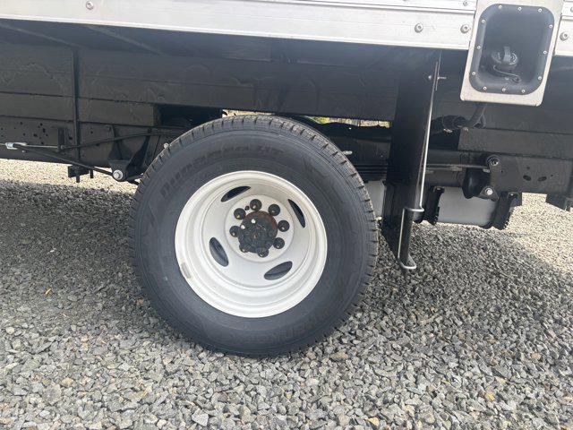 2027 Ford E-Series Cutaway Box Dry Freight