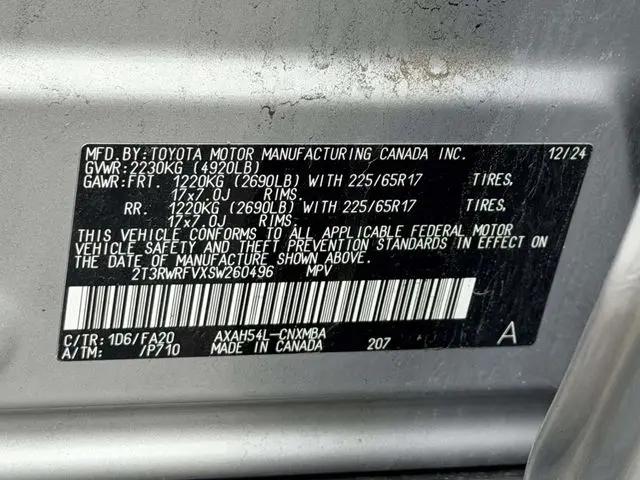 2025 Toyota RAV4 Hybrid XLE
