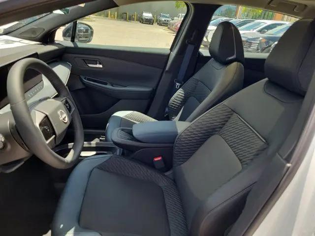 2026 Nissan LEAF PLATINUM+