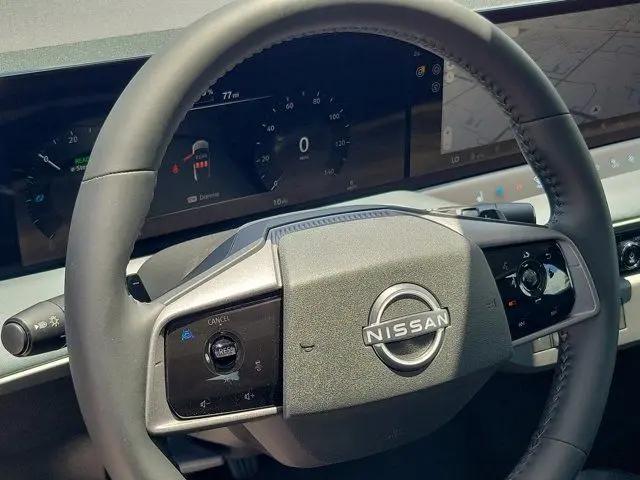 2026 Nissan LEAF PLATINUM+